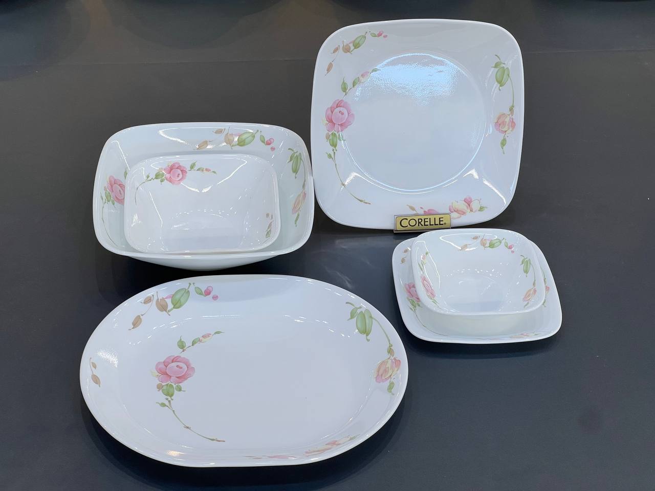 سرویس آرکوپال کورل آمریکا طرح کانتری رز (Country Rose)